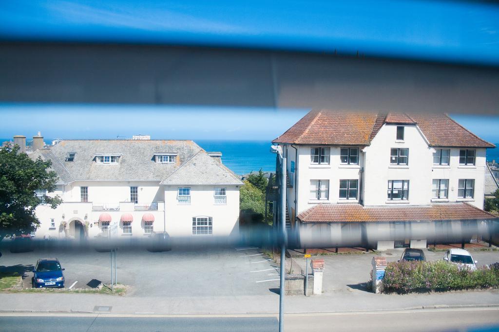 The Blue Door Bed & Breakfast New Quay Екстериор снимка